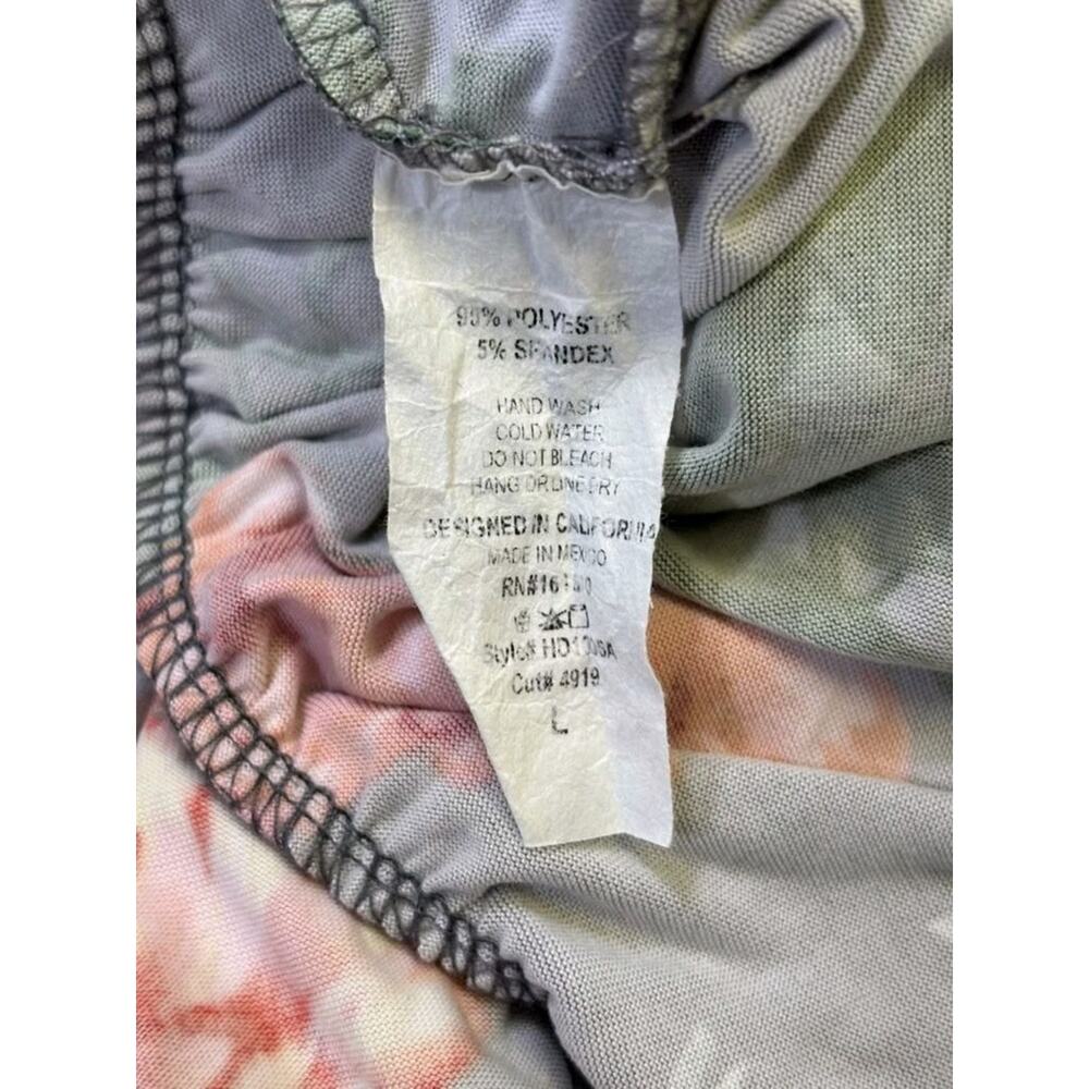 Haptics Gray Floral V-Neck Mini Dress - Picture 4 of 6